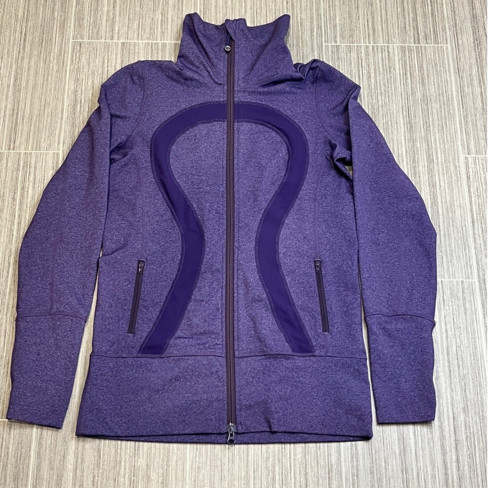 Lululemon Define Jacket Purple Thumbholes Athletic Workout Two-way Zip‎ Sz 6